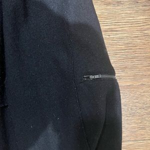 Tahari black vest - size small